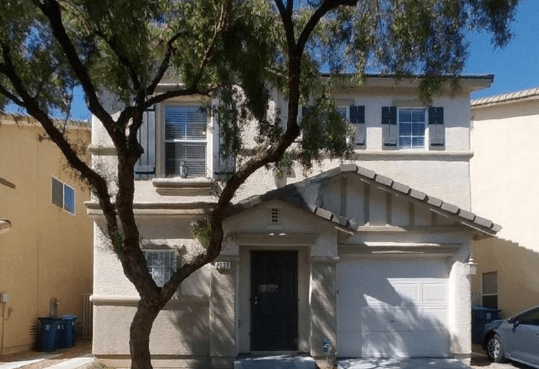 1227 Golden Apple Street
